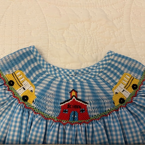 School smocked dress - Picture 5 of 14